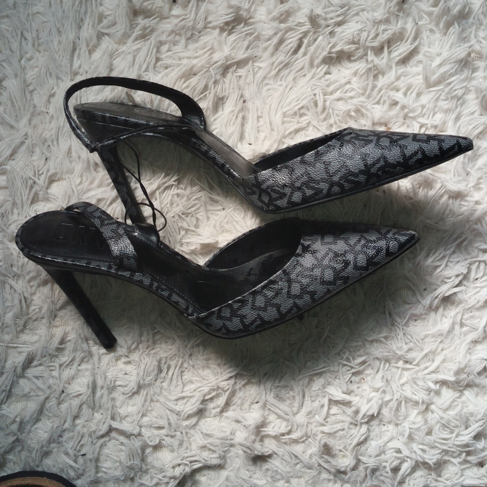 DKNY Logo Print Slingback Heels - Black & Gray - Size 11 - NWT